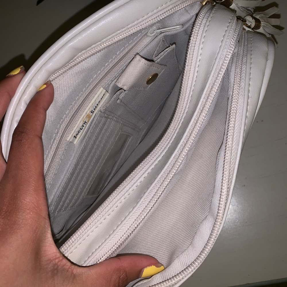 accessory - Picture 3 of 4